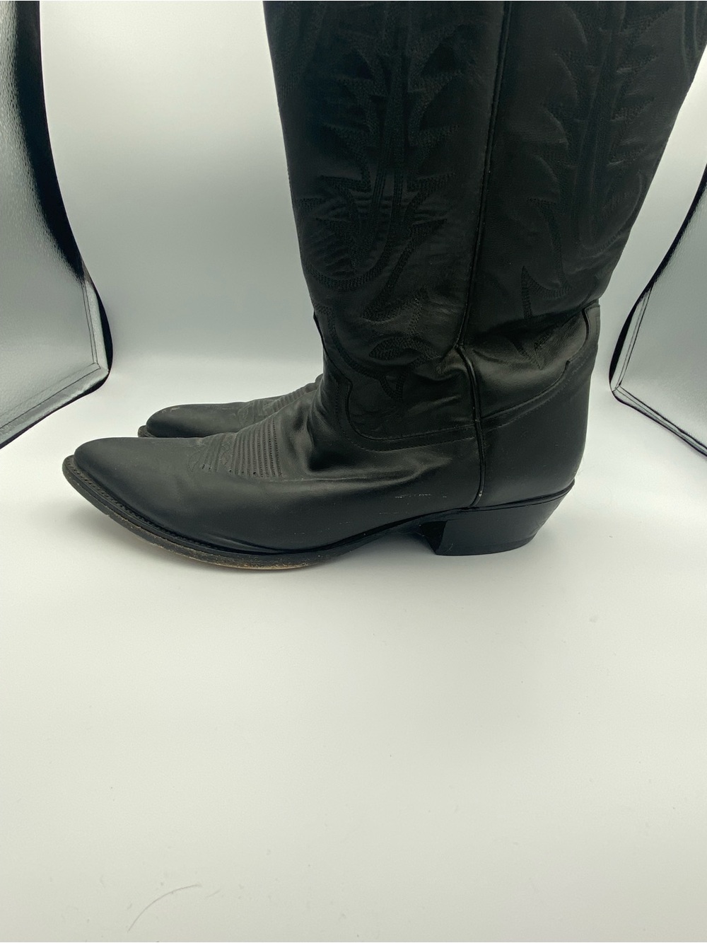 Tony Lama Black Women's Pointed-Toe Lace-Up Western Boots - Picture 10 of 13